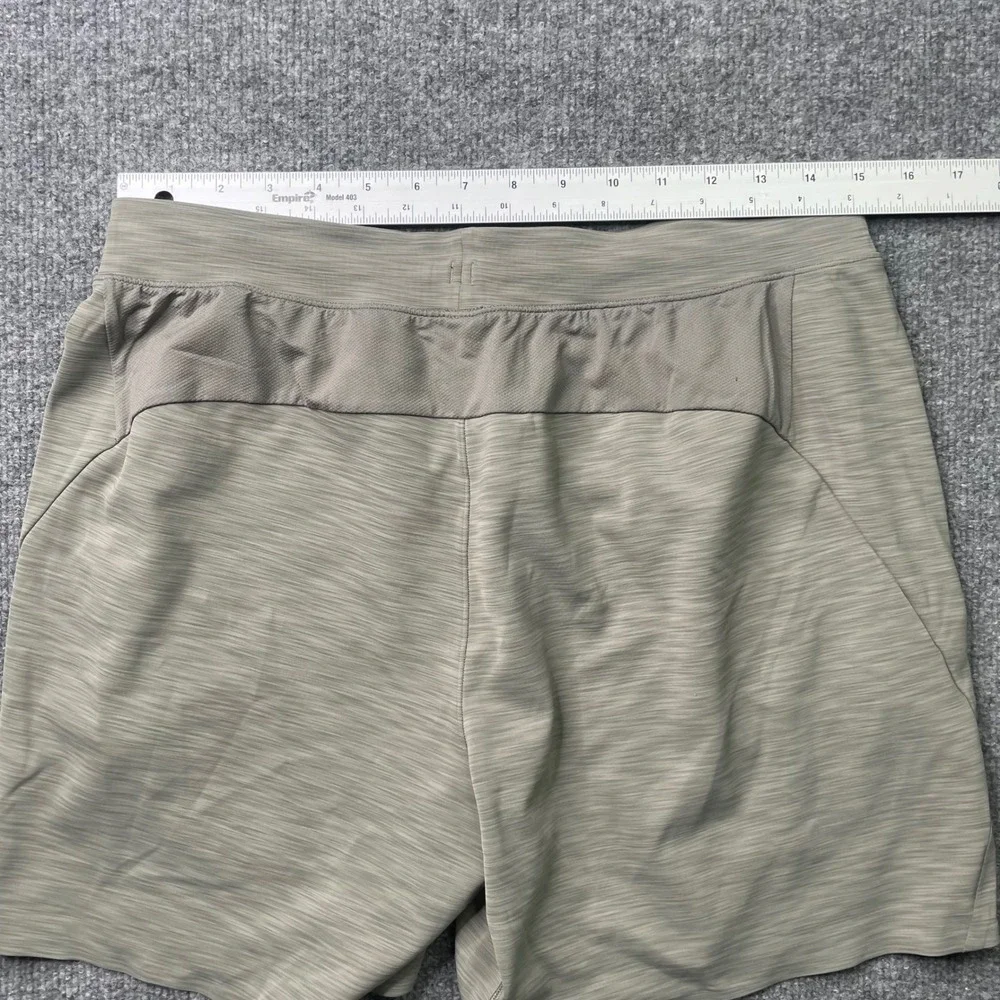 Lululemon Pace Breaker Shorts Mens L Green Space Dye Mesh Vent 7 Inch Inseam